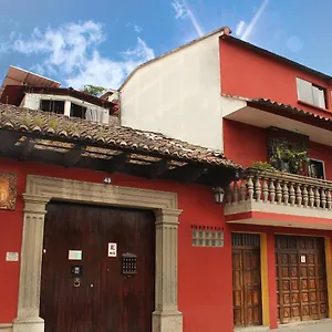 Dona Luisa *** Antigua
