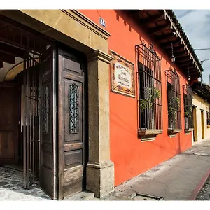 El Antano Antigua